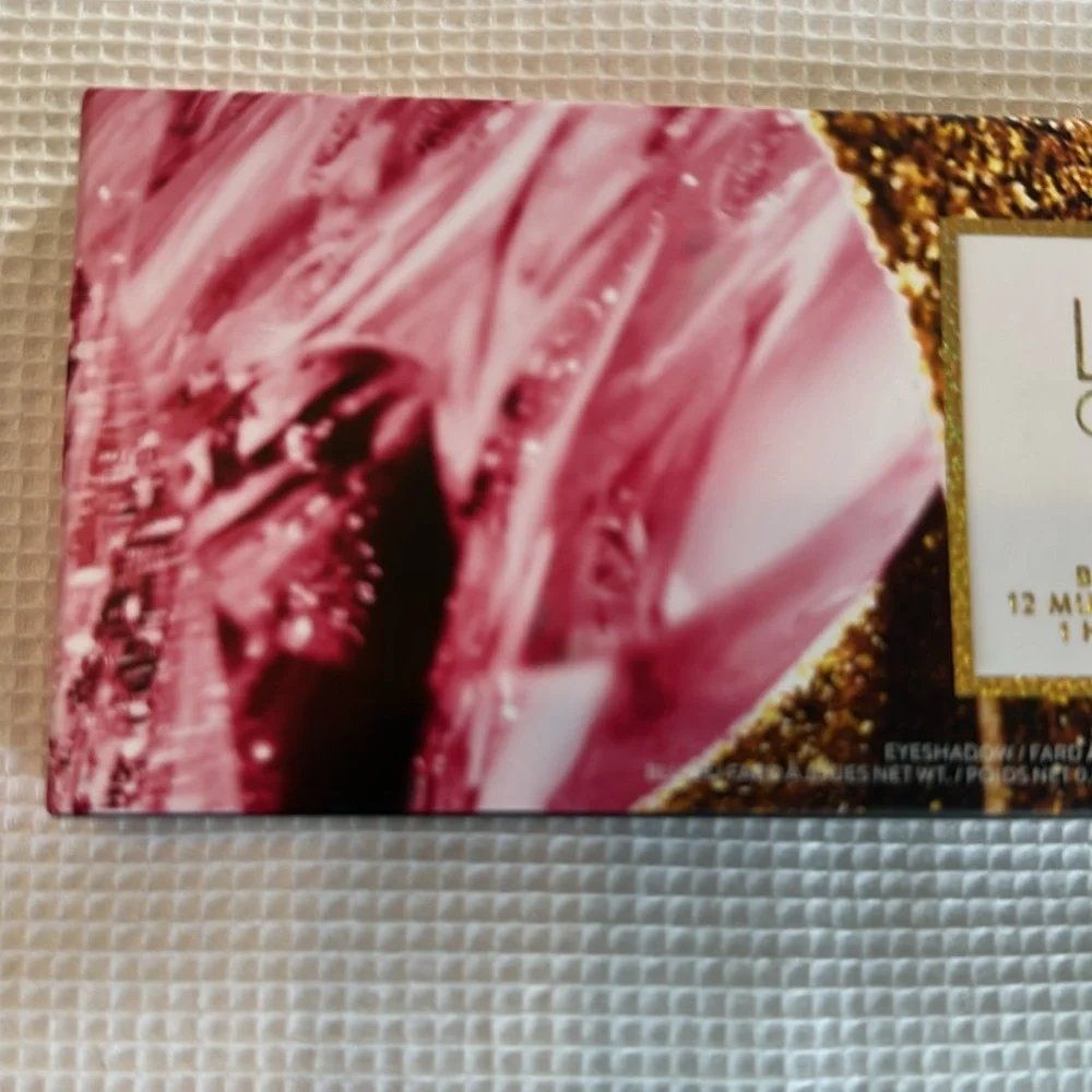 LAURA GELLER Essentials Blushing & Blissful 12 Eyeshadows New